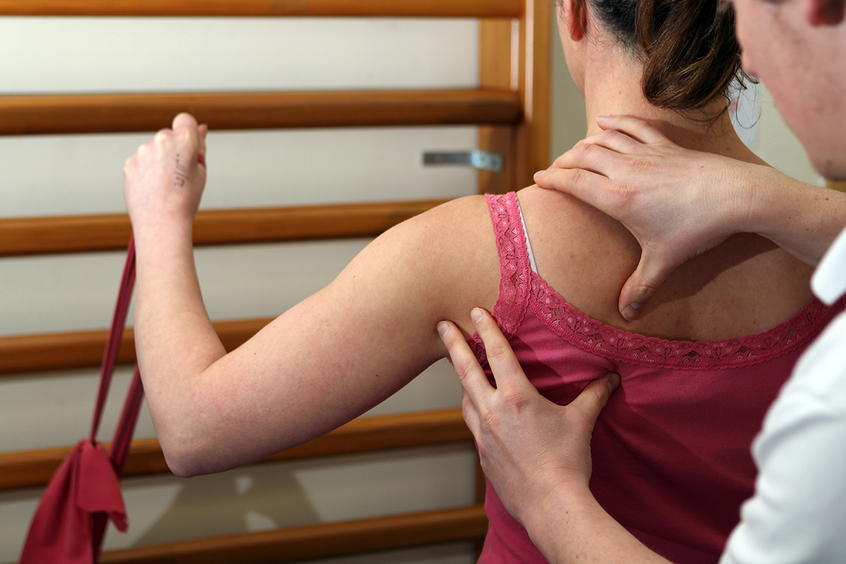 shoulder physiotherapy